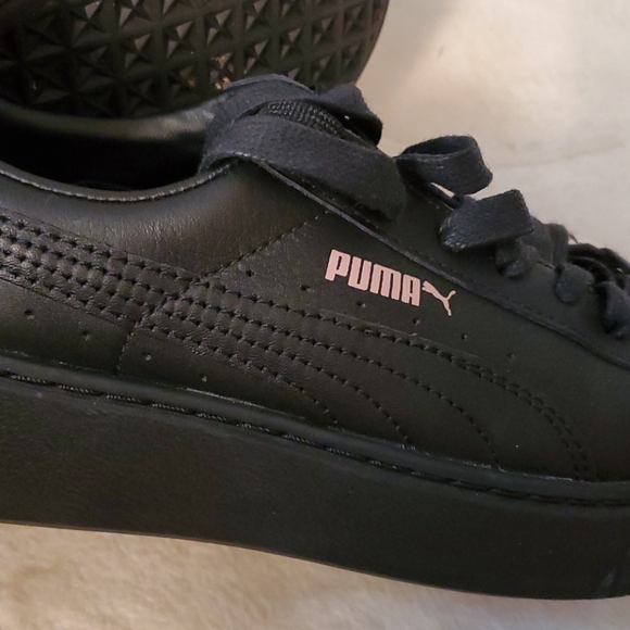 Puma Rose Gold Metallic platform Sneakers - Picture 3 of 5